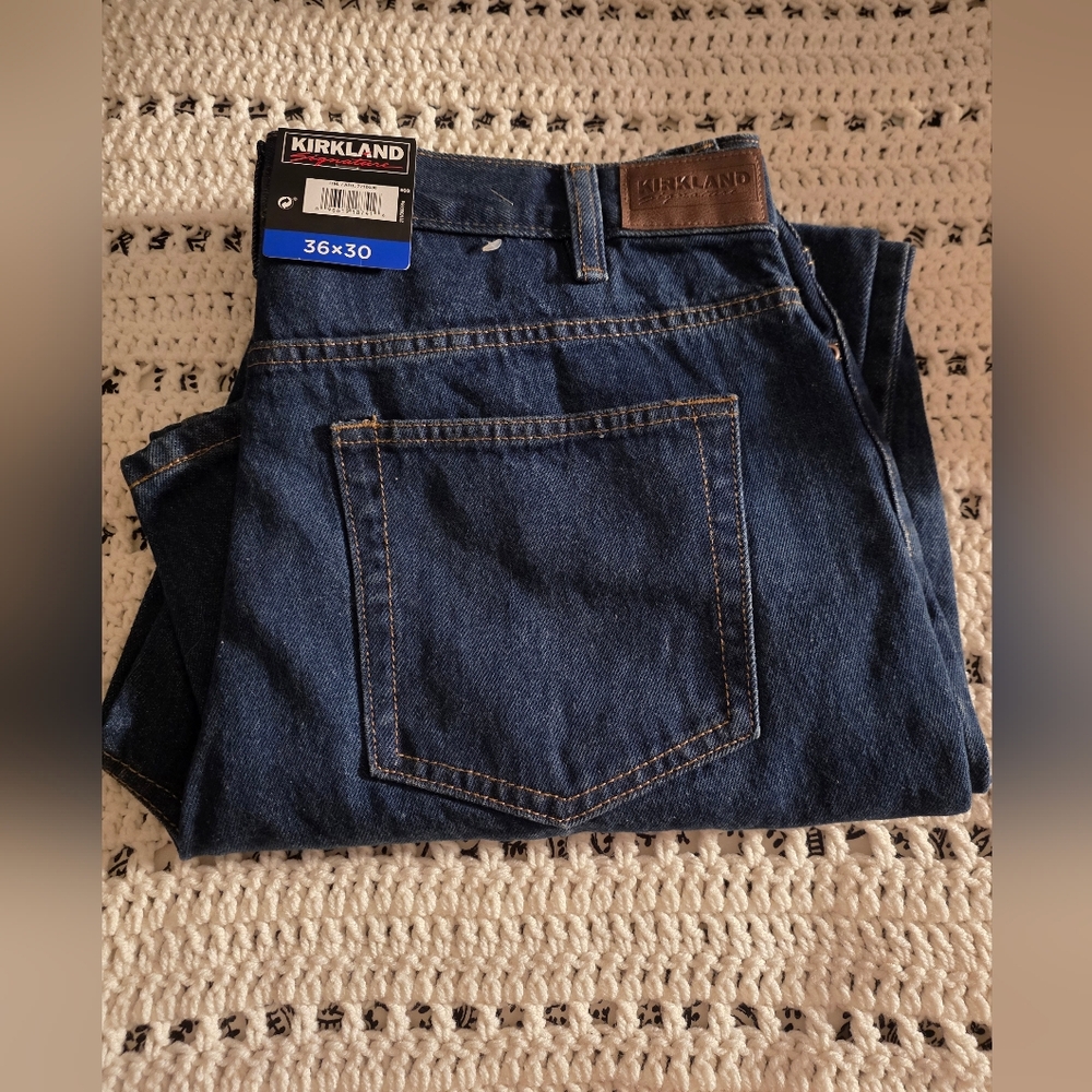 Kirkland Signature Relaxed Fit Dark Blue Jeans